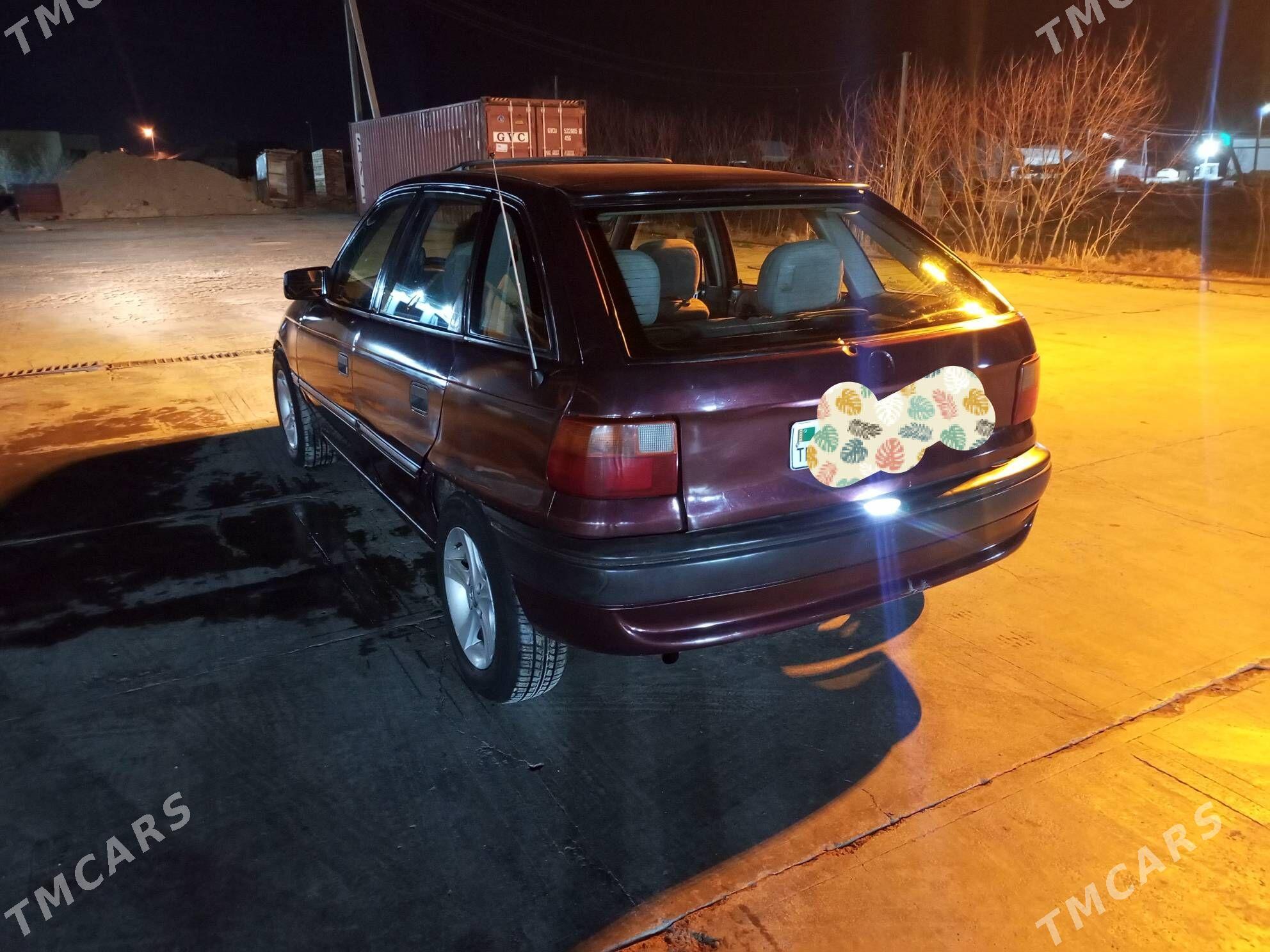 Opel Astra 1992 - 32 000 TMT - Мары - img 1