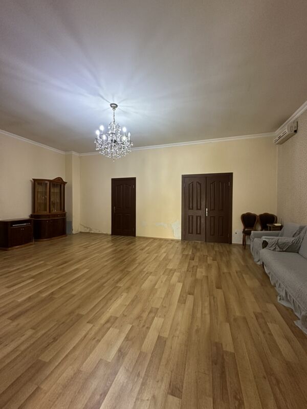 3 ком. 1 эт .86м2 выс пот Цирк - Aşgabat - img 1