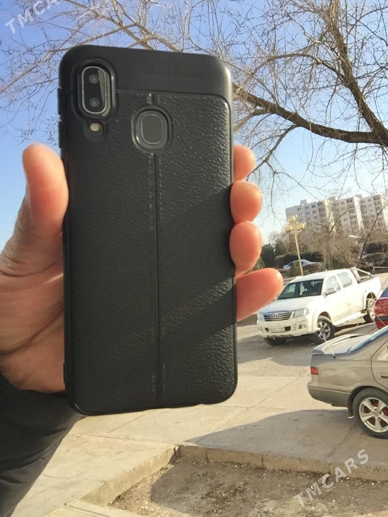 samsung a40 - Дашогуз - img 1