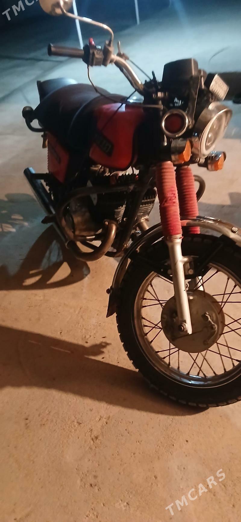 Iž Ýupiter 2015 - 25 000 TMT - Gökdepe - img 1