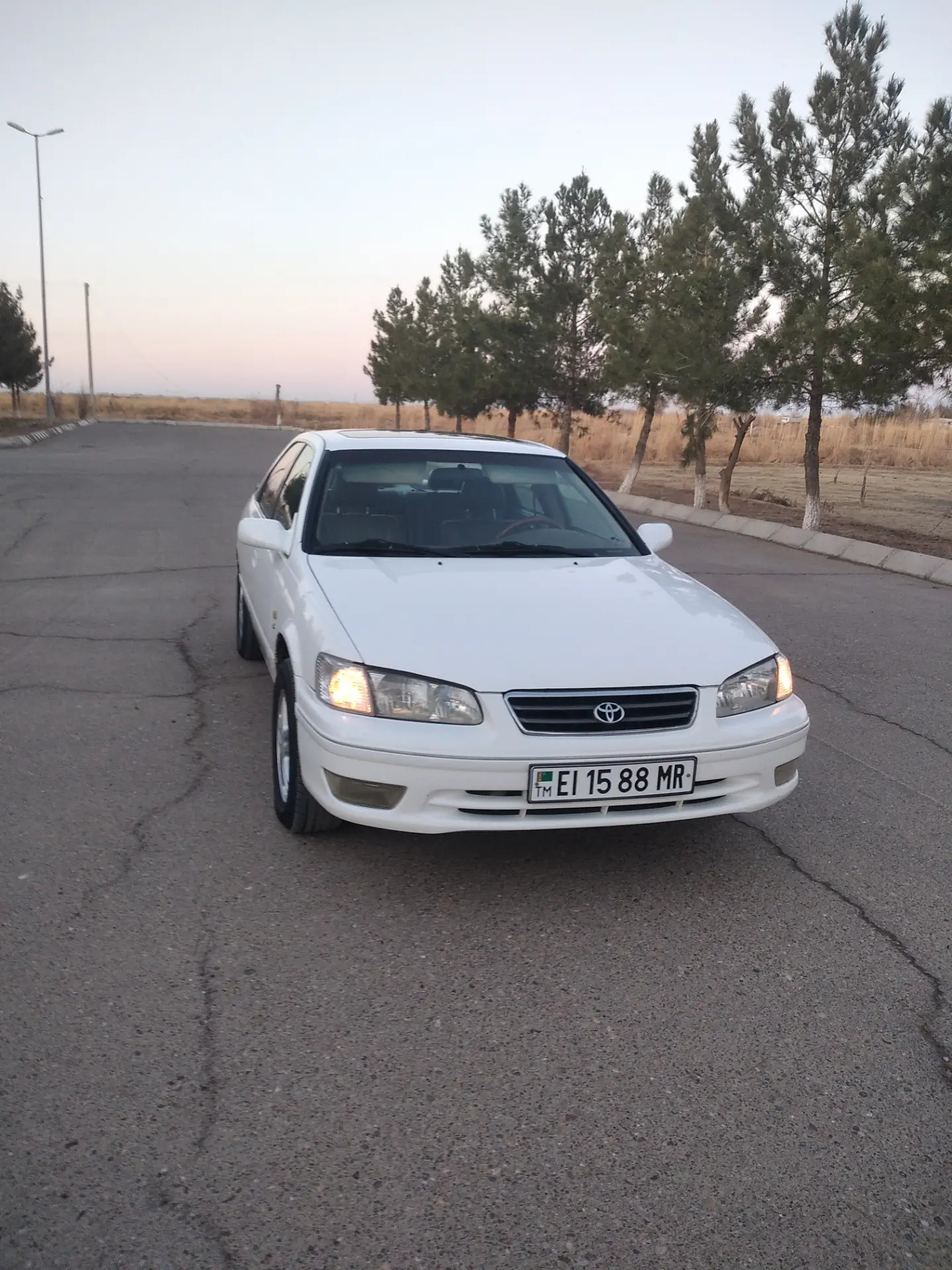 Toyota Camry 2000 - 190 000 TMT - Мары - img 1