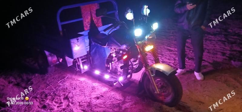 Kia K3 2015 - 17 000 TMT - Türkmengala - img 1