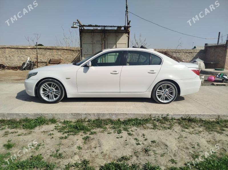BMW E60 2008 - 150 000 TMT - Бахарден - img 1