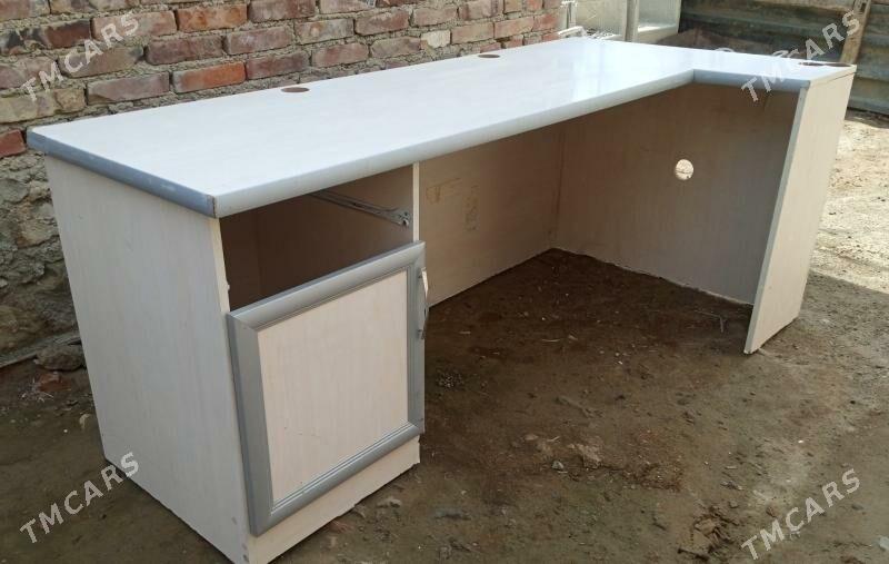 iş stoly - Берекет - img 1