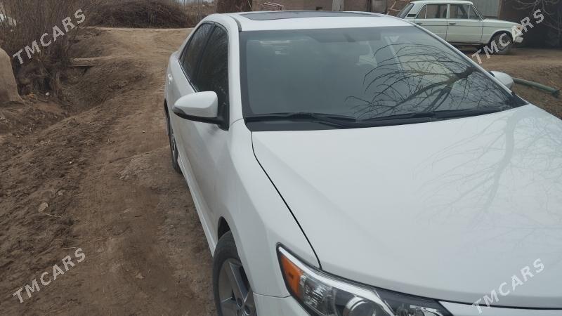 Toyota Camry 2014 - 250 000 TMT - Губадаг - img 1