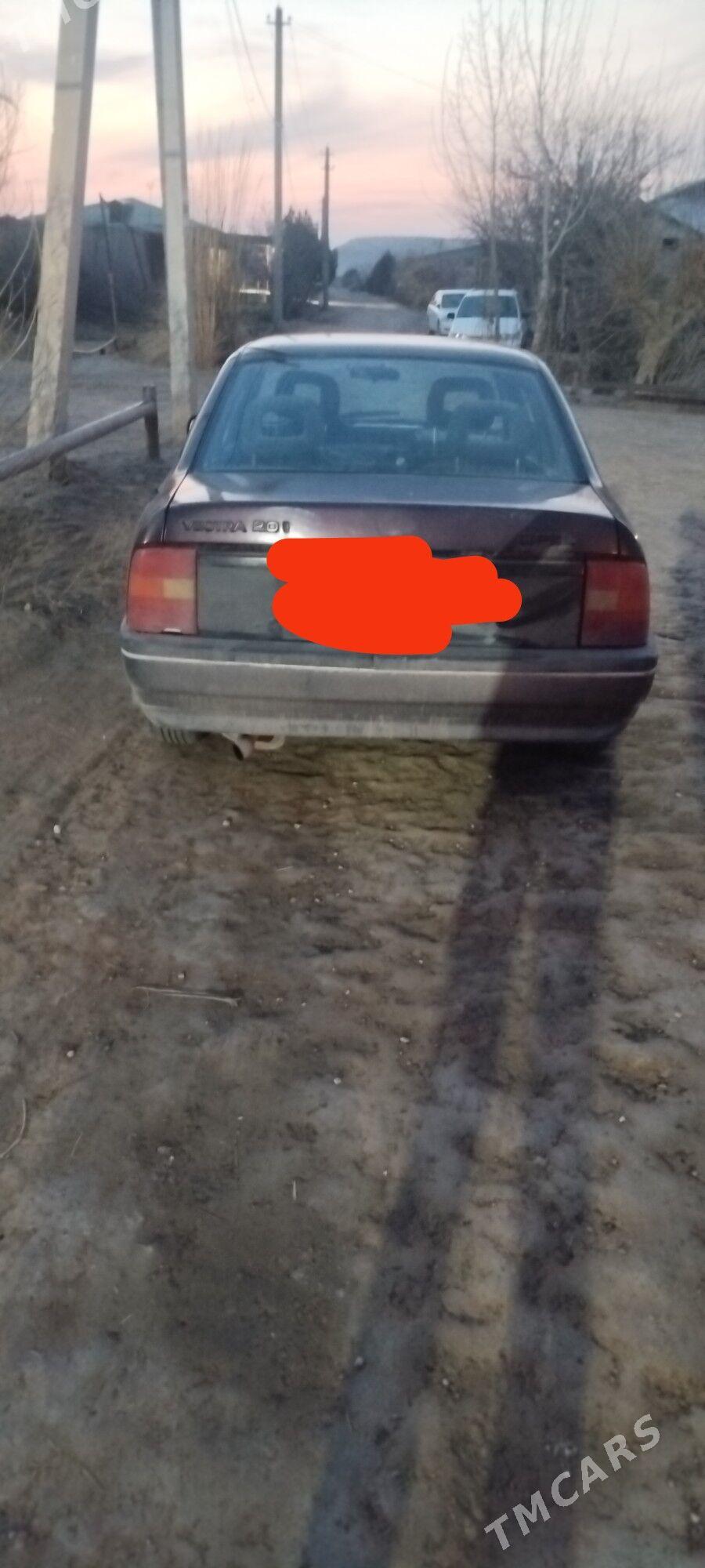 Opel Vectra 1992 - 30 000 TMT - Фарап - img 1