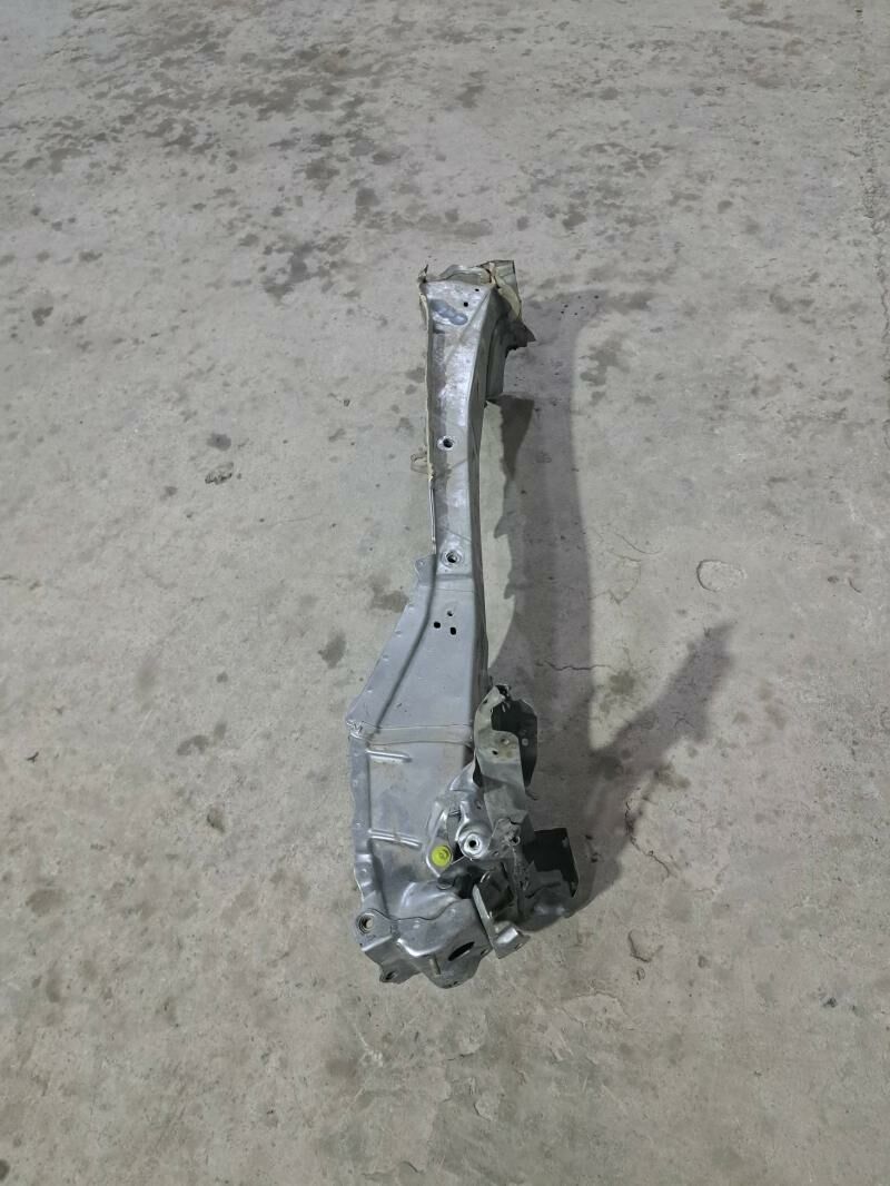 Camry lanjron 18-23y 1 350 TMT - Hitrowka - img 1