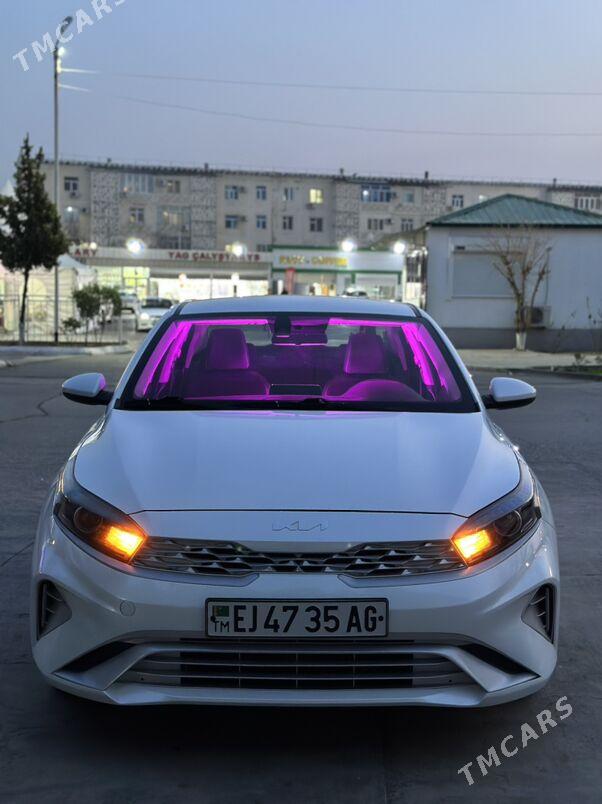 Kia Forte 2022 - 245 000 TMT - Howdan "W" - img 1