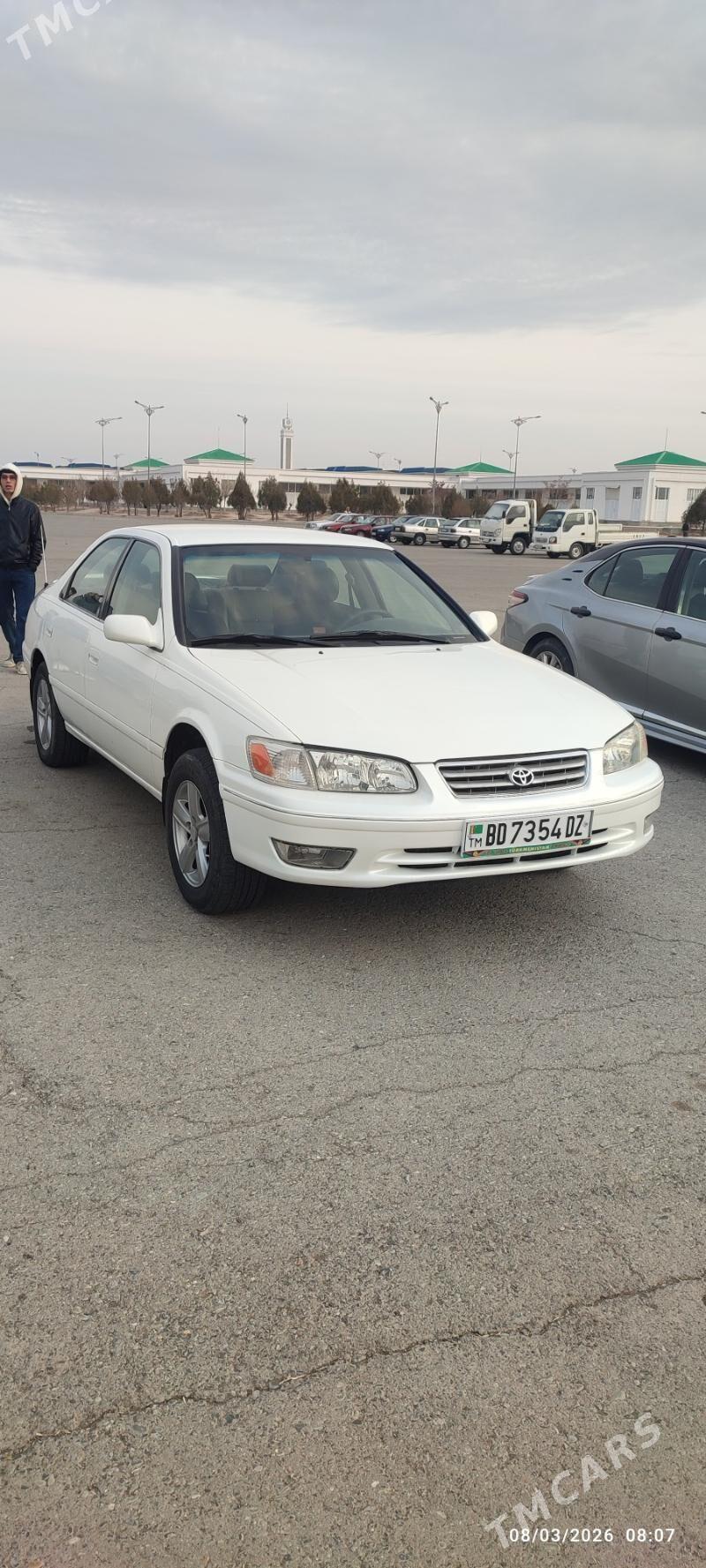 Toyota Camry 2001 - 180 000 TMT - Köneürgenç - img 1
