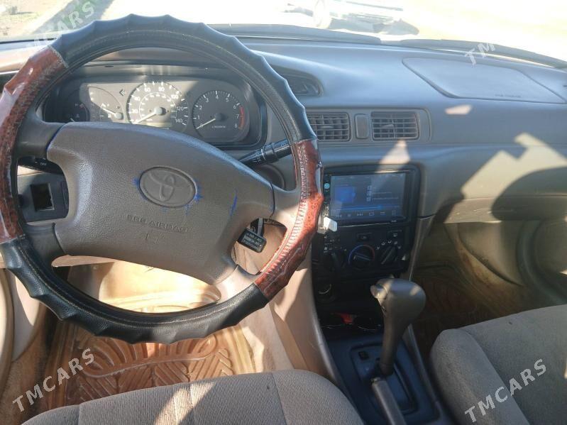 Toyota Camry 1999 - 140 000 TMT - Магданлы - img 1