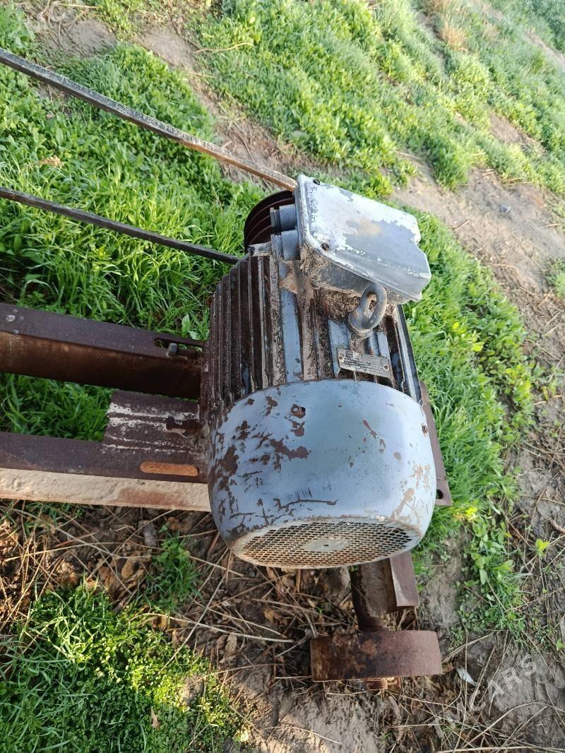 100 lik nasos - Векильбазар - img 1