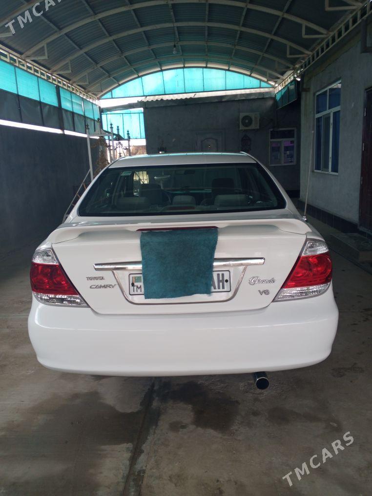Toyota Camry 2005 - 148 000 TMT - Ак-Бугдайский этрап - img 1