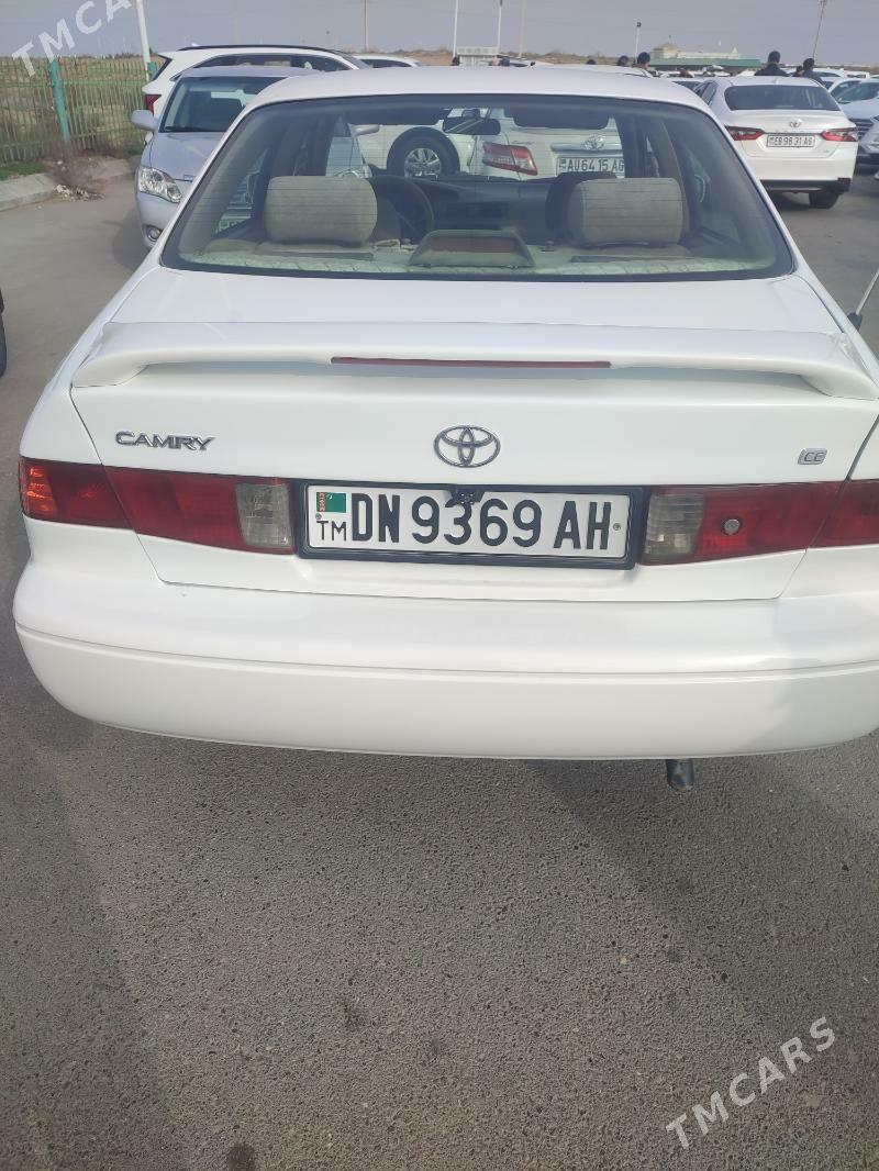 Toyota Camry 2001 - 133 000 TMT - Aşgabat - img 1