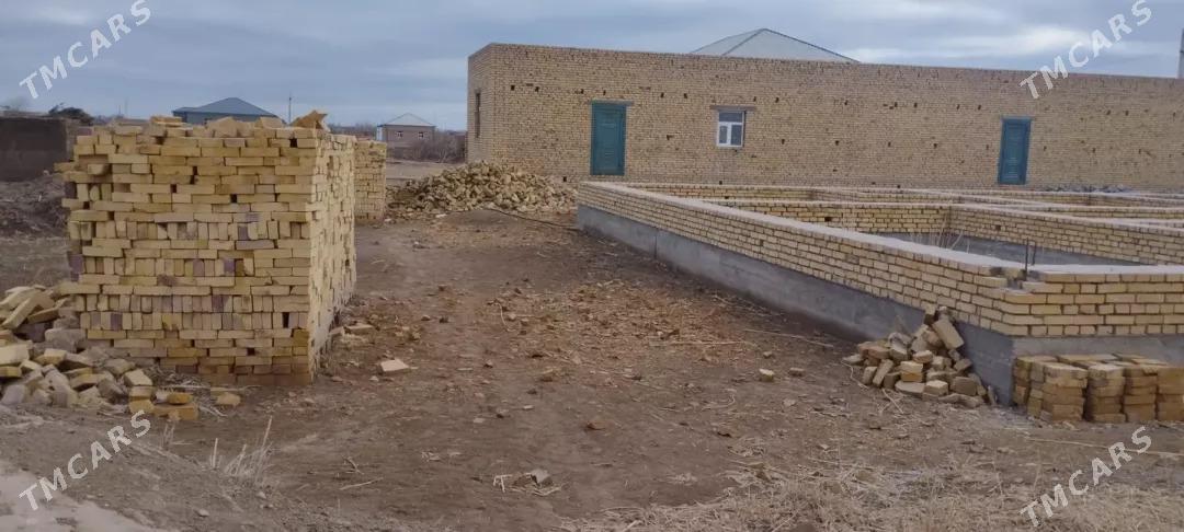 Jaý Gorogly etr. Goýunly oba - Гороглы (Тагта) - img 1