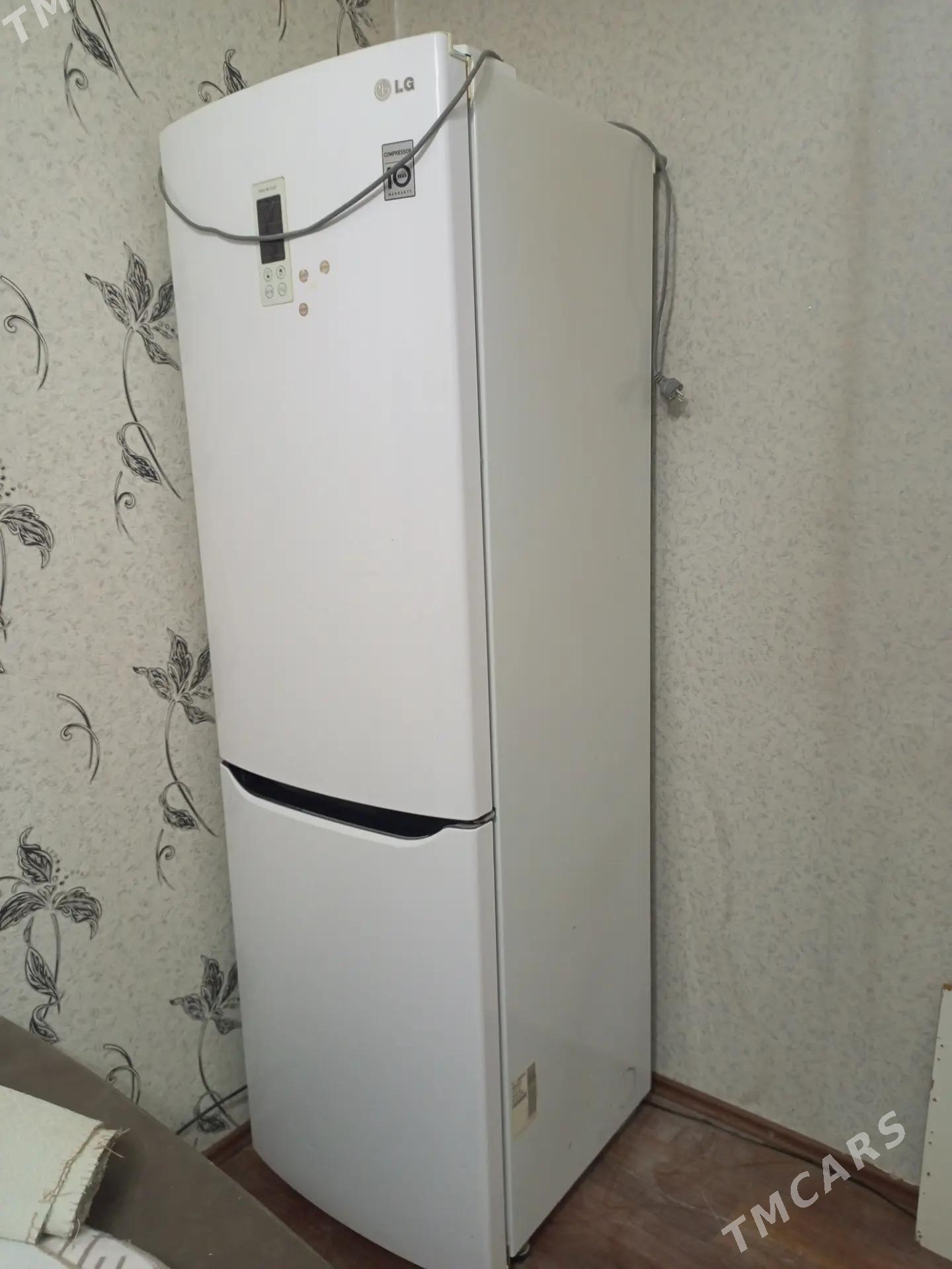 LG холодильник срочно - Büzmeýin GRES - img 1
