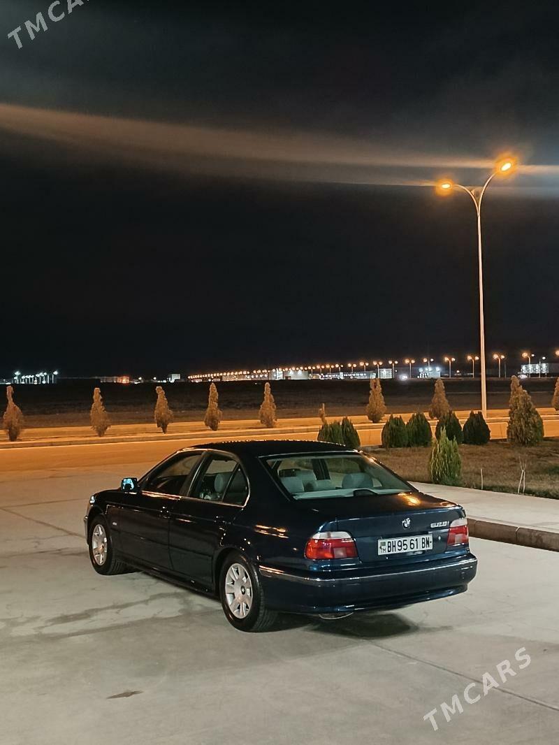 BMW 528 1998 - 92 000 TMT - Балканабат - img 1