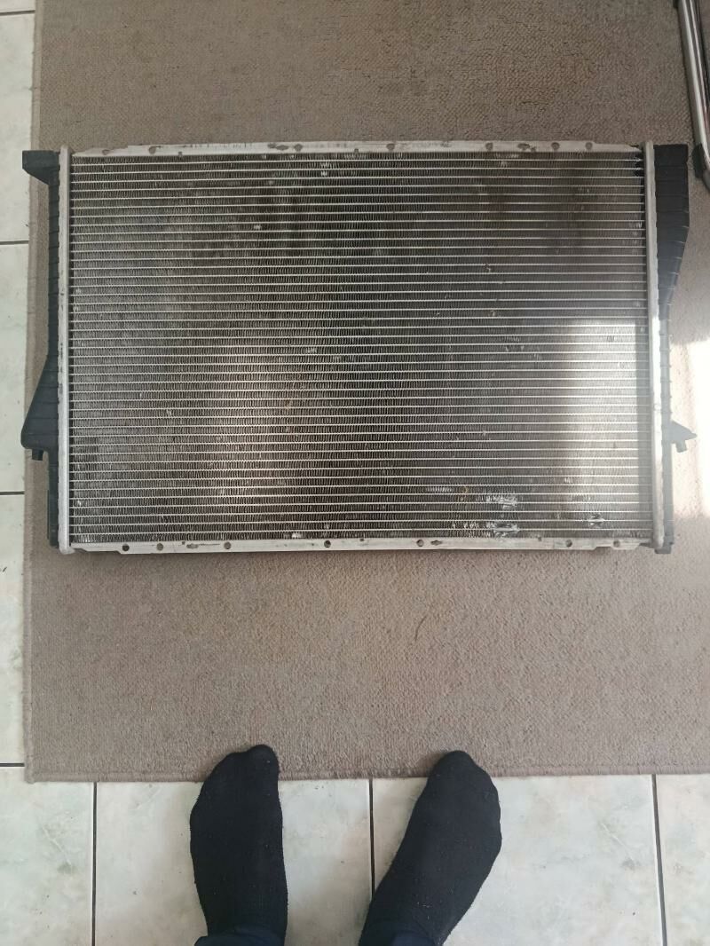 радиатор от корейки е39 700 TMT - Балканабат - img 1