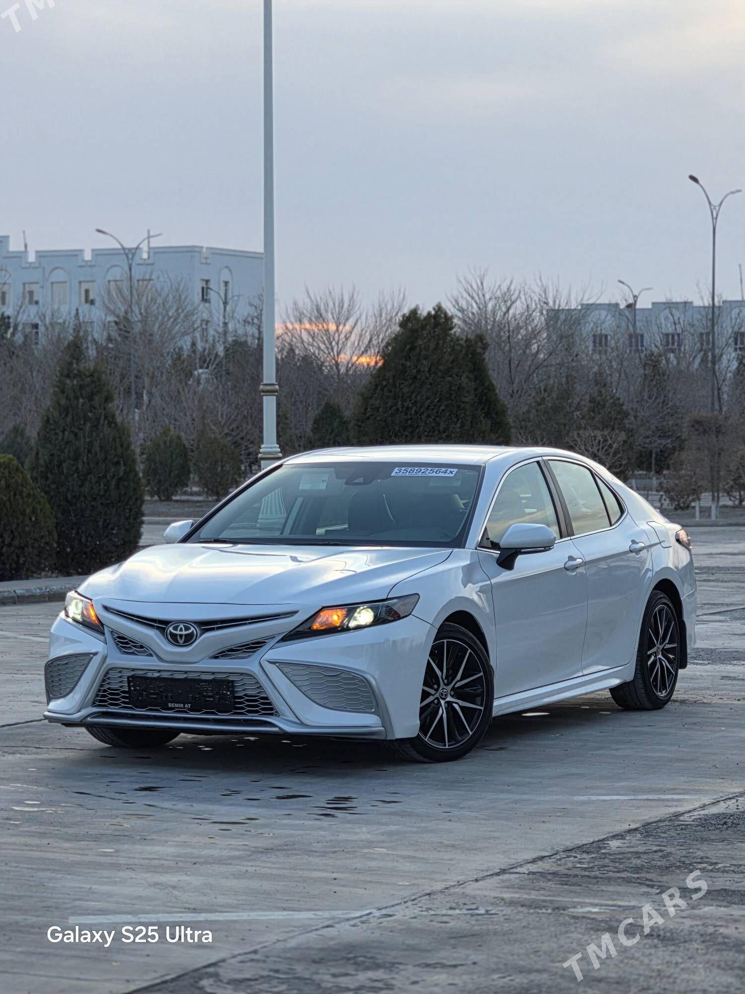 Toyota Camry 2022 - 308 000 TMT - Дашогуз - img 1