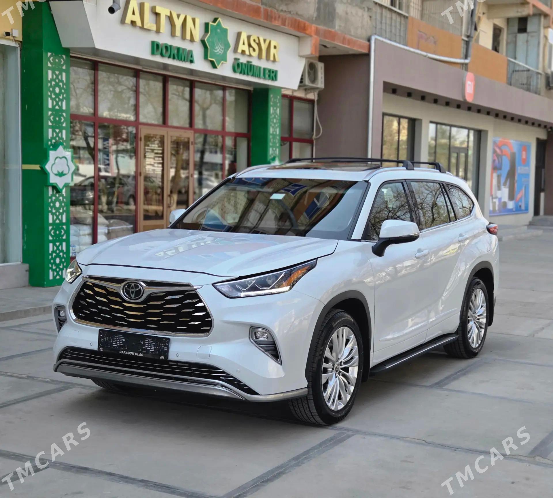 Toyota Highlander 2022 - 525 000 TMT - Мары - img 1