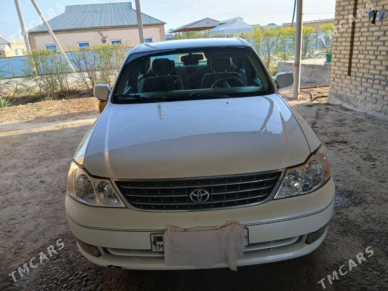 Toyota Avalon 2003 - 250 000 TMT - Мары - img 1