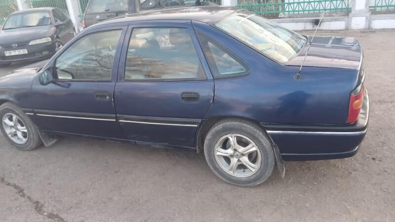 Opel Vectra 1993 - 45 000 TMT - Gubadag - img 1