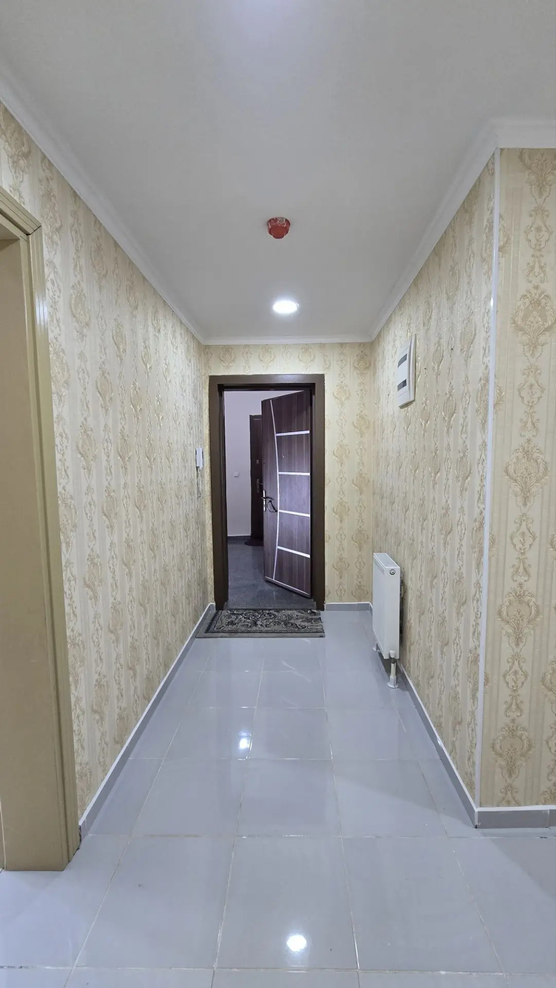 Mir 8 9/1 etaź, 2 komnat - Мир 8 - img 1