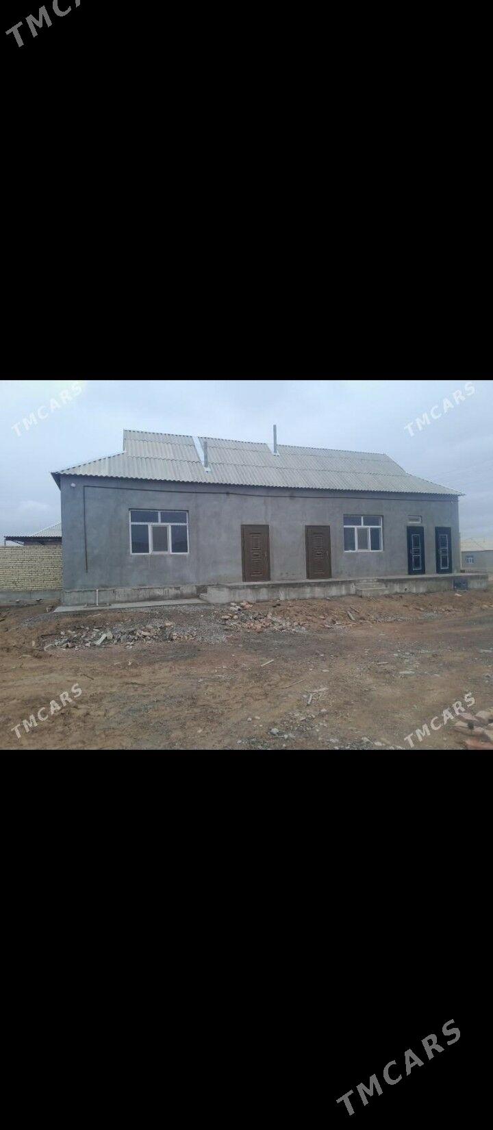 Satlyk jaý - Теджен - img 1