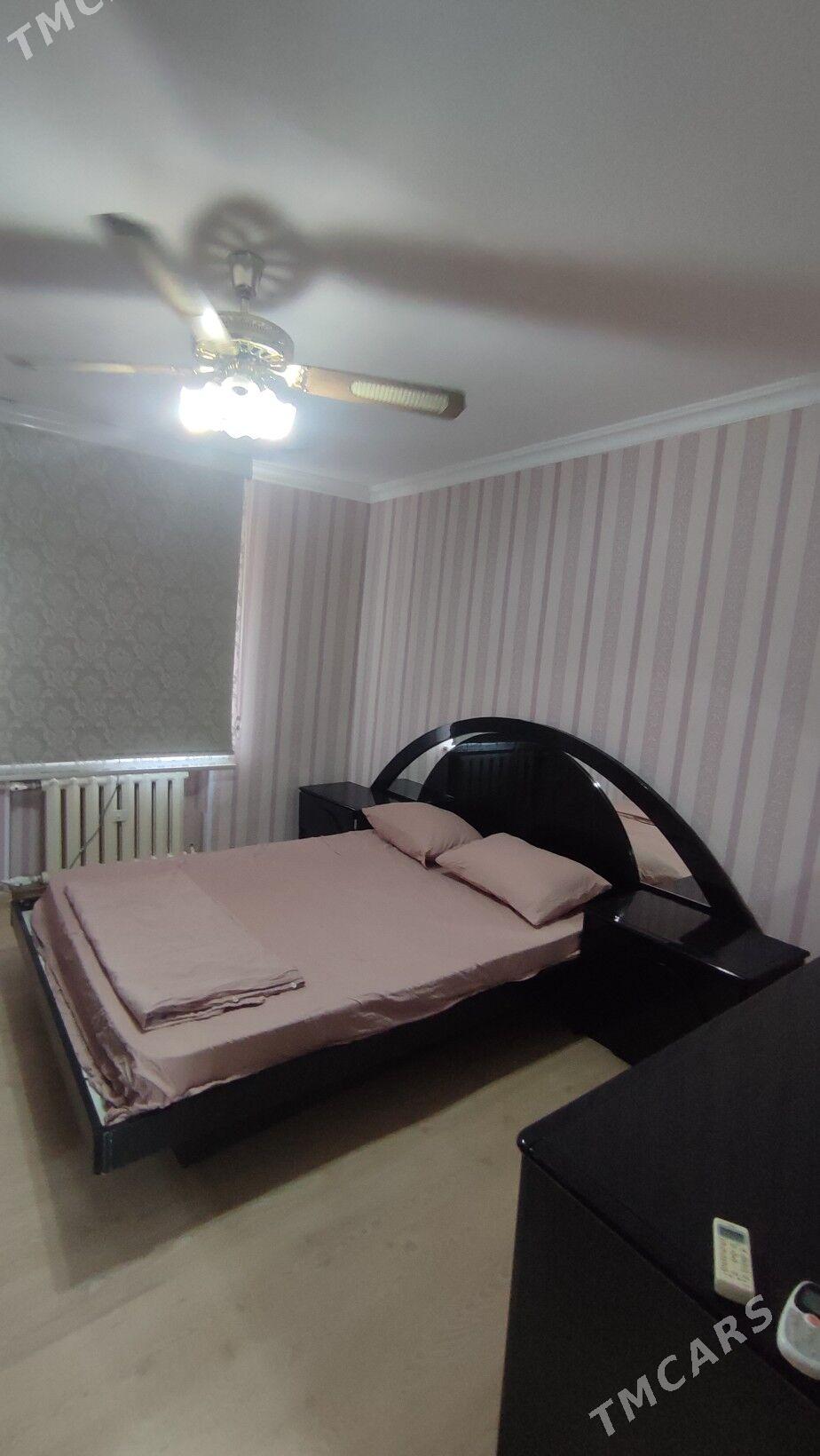 Свобода 6 мкр 3 ком 2 этаж - Ашхабад - img 1