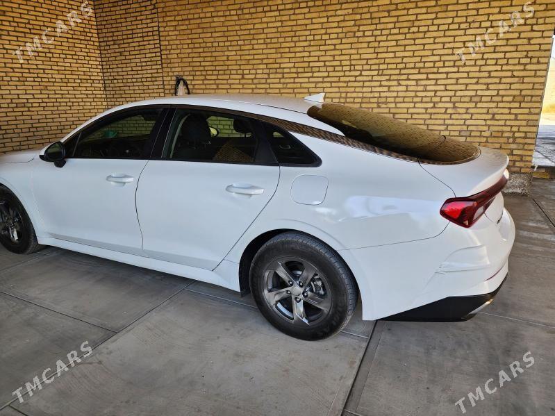 Kia K5 2021 - 250 000 TMT - Дянев - img 1