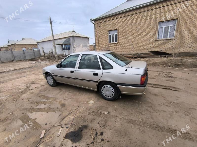 Opel Vectra 1997 - 42 000 TMT - Мары - img 1