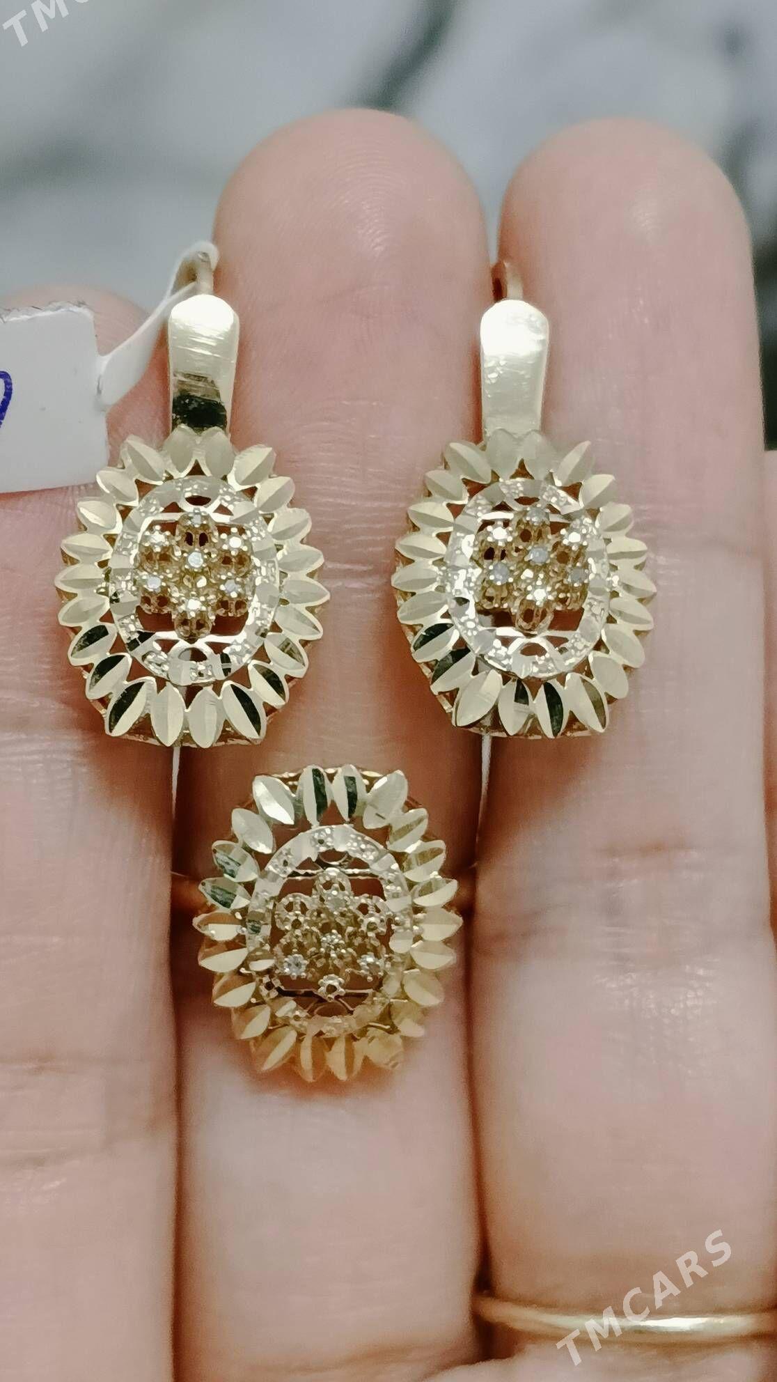 gyzyl komplekt BRILLIANT - Änew - img 1