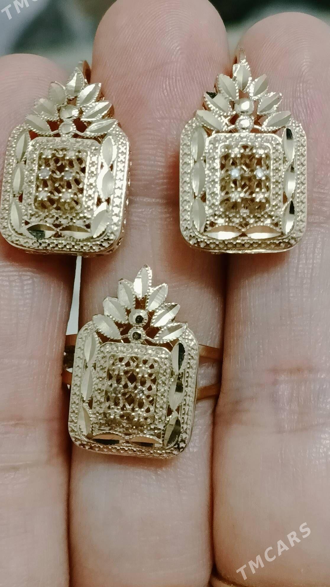 gyzyl komplekt BRILLIANT - Änew - img 1