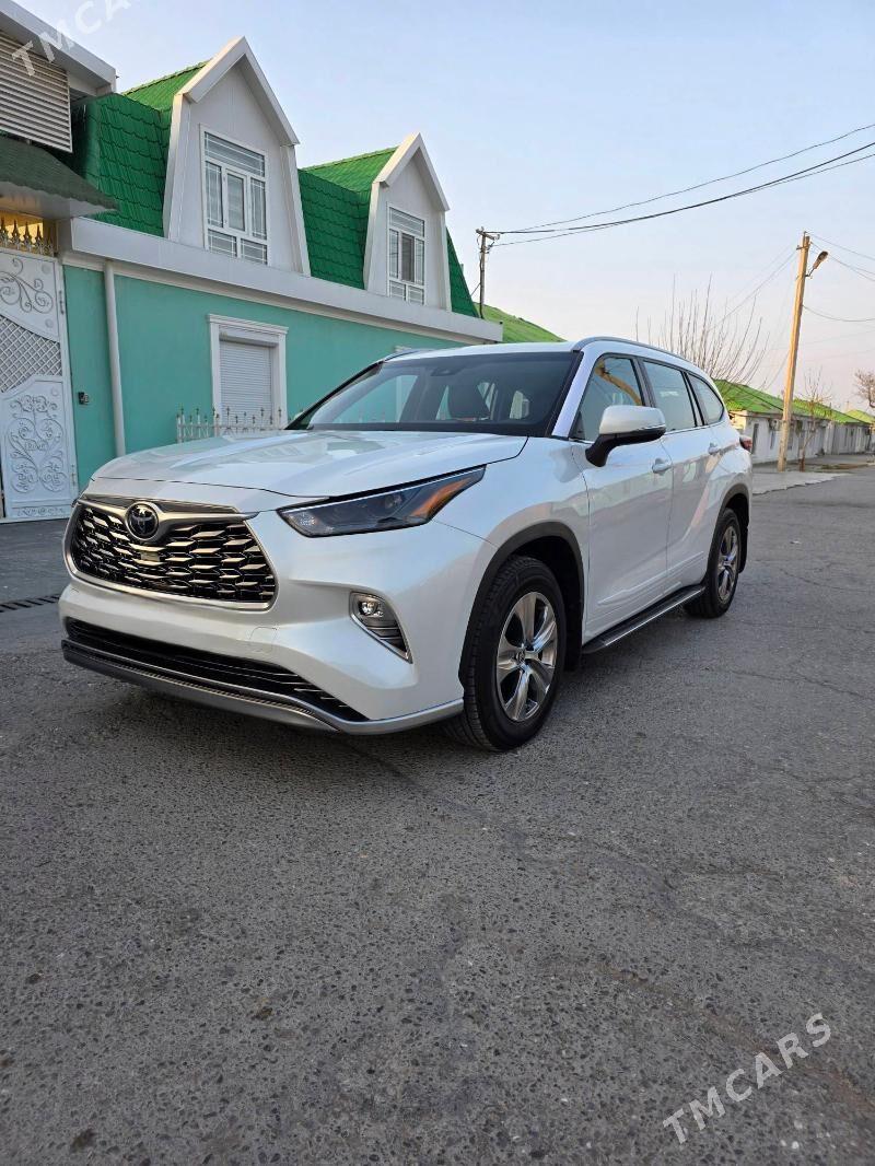 Toyota Highlander 2022 - 645 000 TMT - Ашхабад - img 1