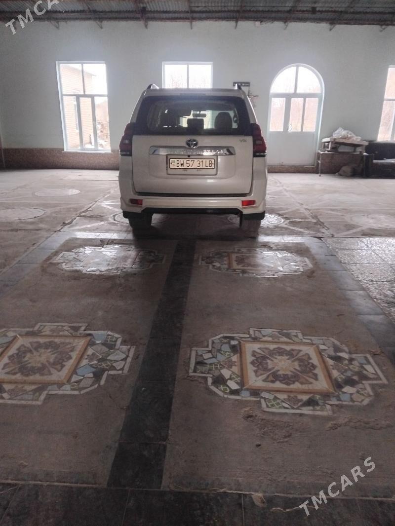 Toyota Land Cruiser Prado 2020 - 900 000 TMT - Дянев - img 1