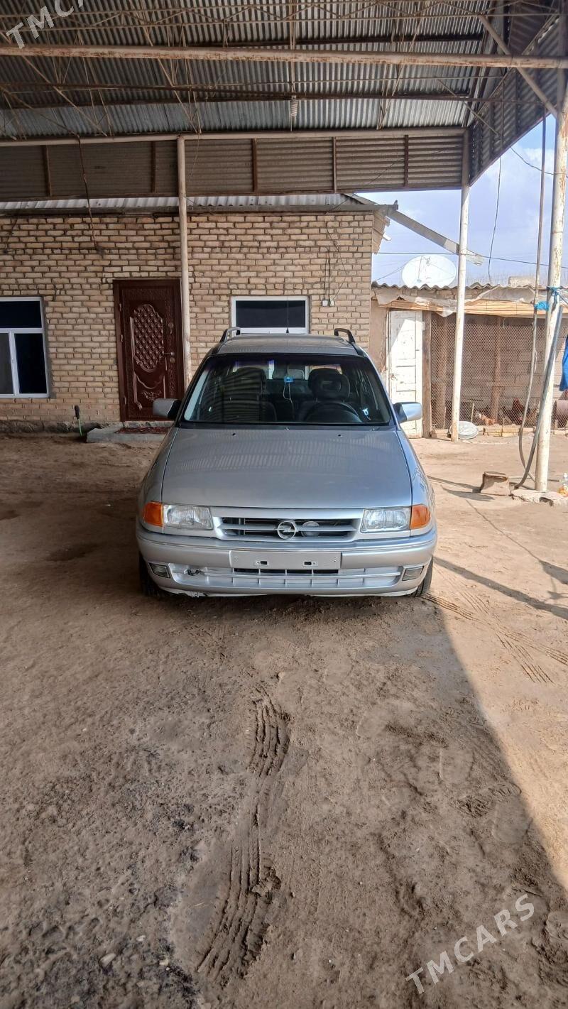Opel Astra 1993 - 60 000 TMT - Murgap - img 1