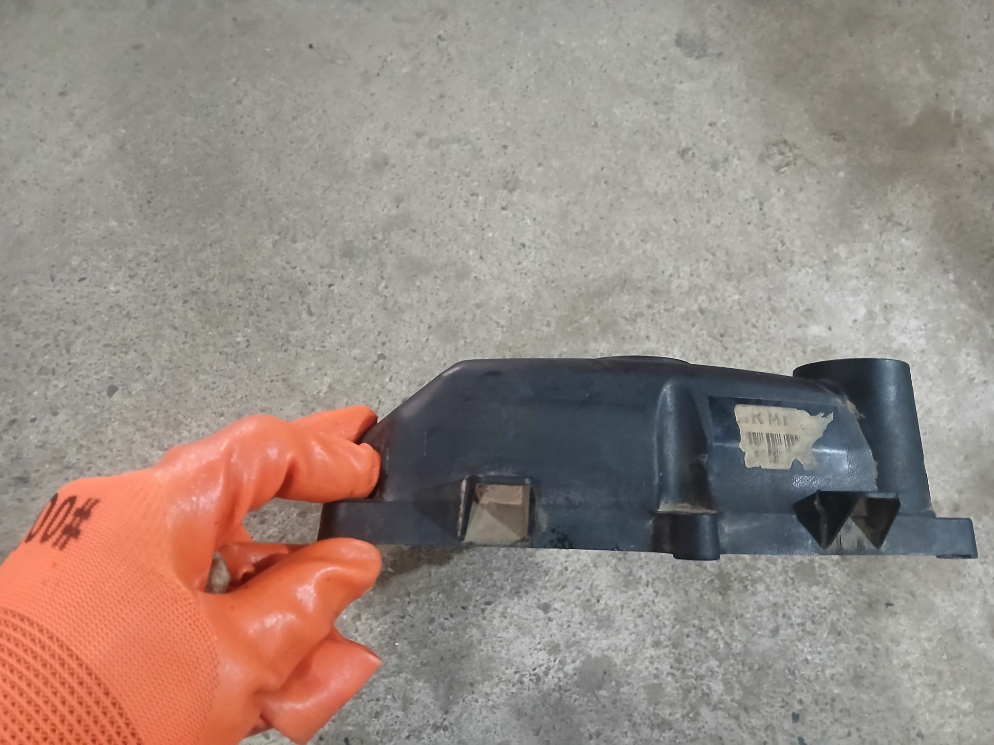 Клапонная крышка 300 TMT - Туркменабат - img 1