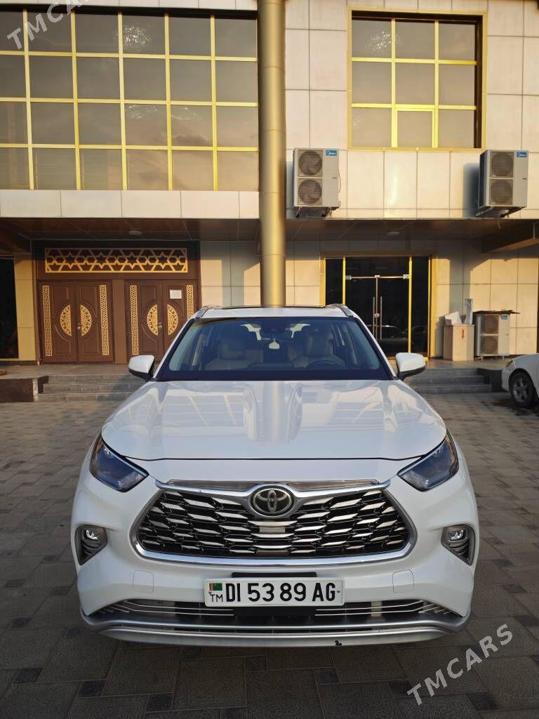 Toyota Highlander 2023 - 540 000 TMT - Векильбазар - img 1
