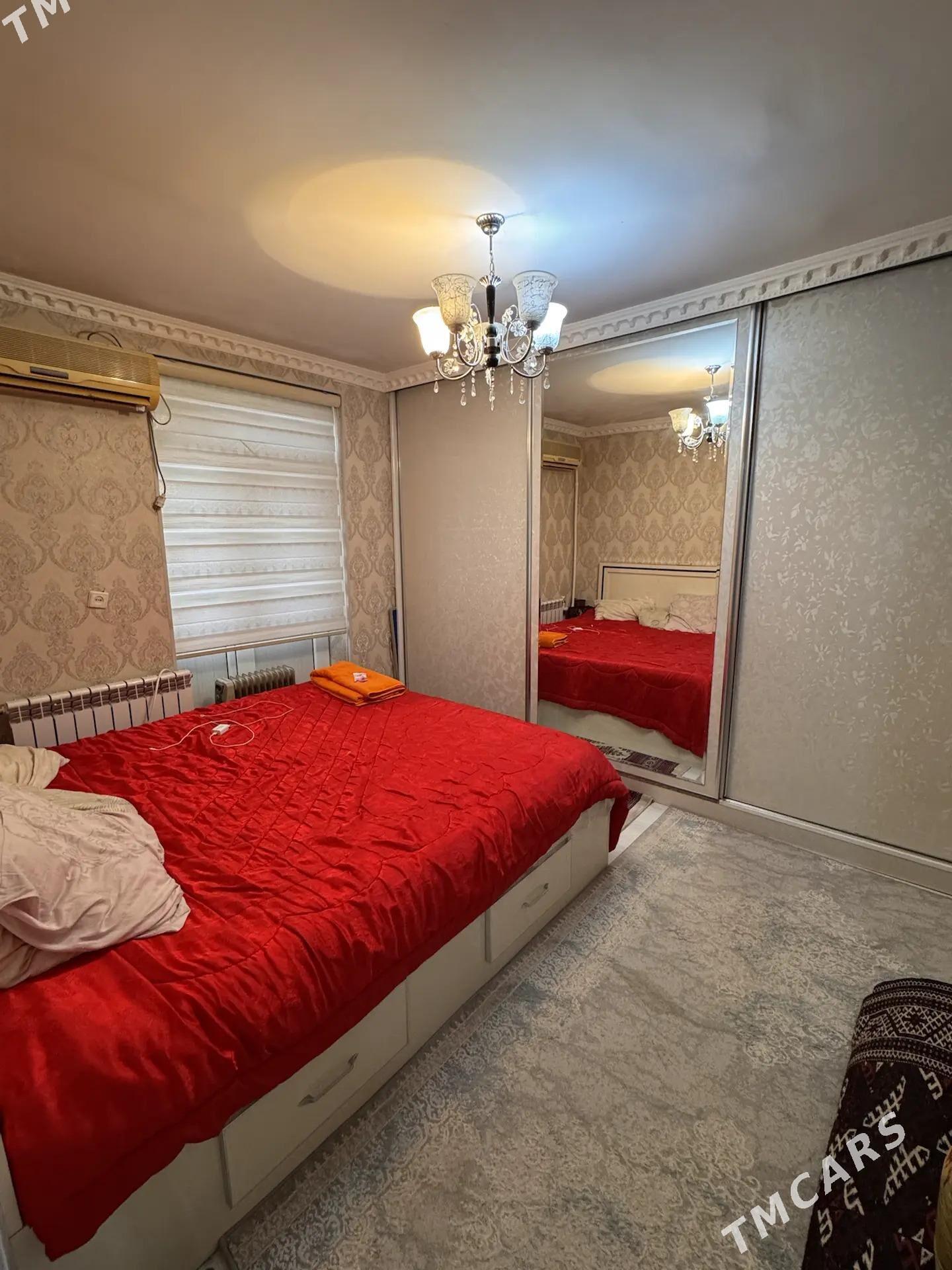 Satlyk 30Mkr 3 kom - 30 мкр - img 1