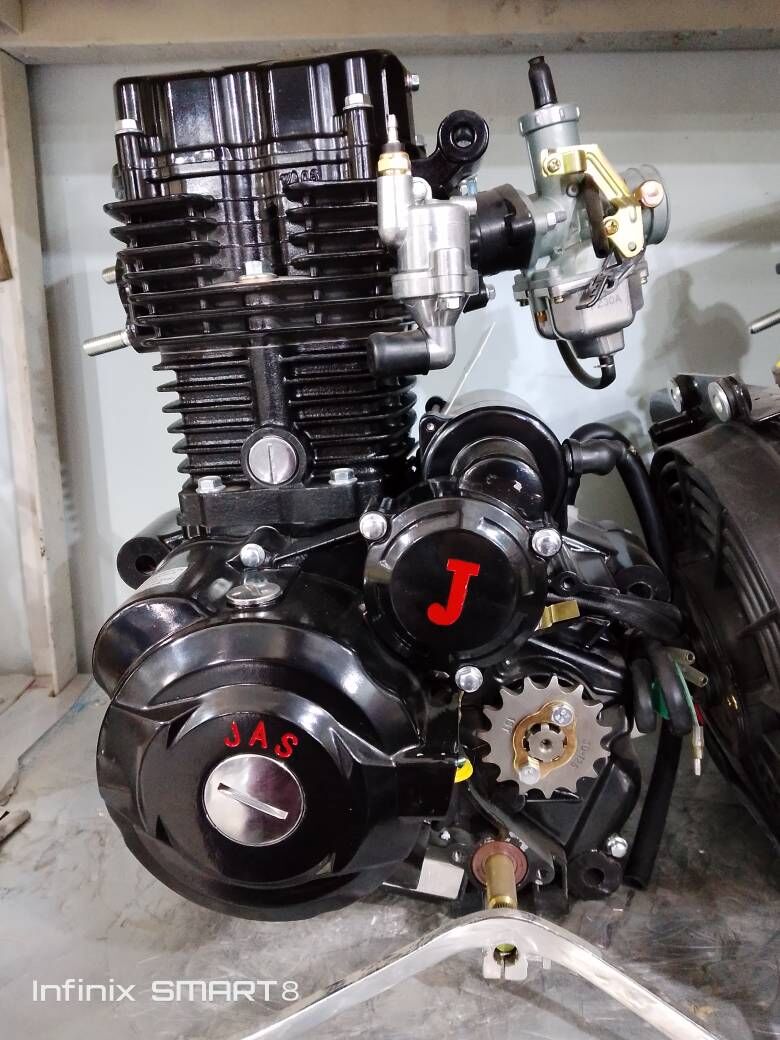 Dwigatel JAS 250 6-skor 7 500 TMT - Халач - img 1