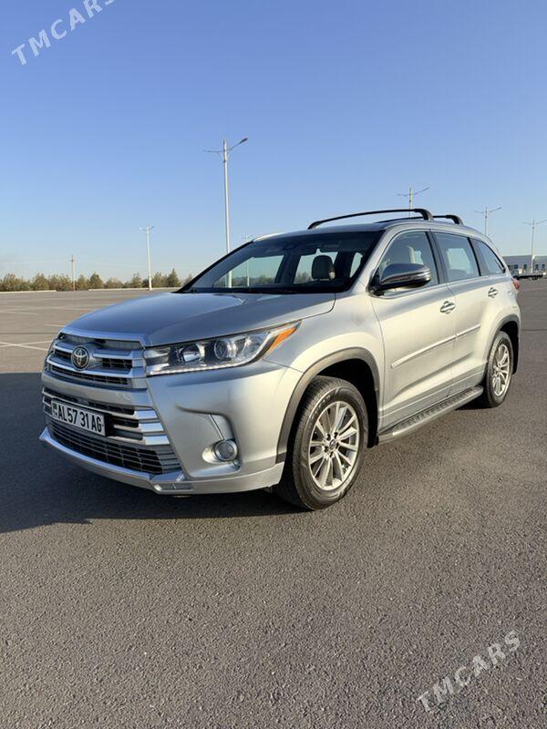 Toyota Highlander 2017 - 400 000 TMT - Ашхабад - img 1