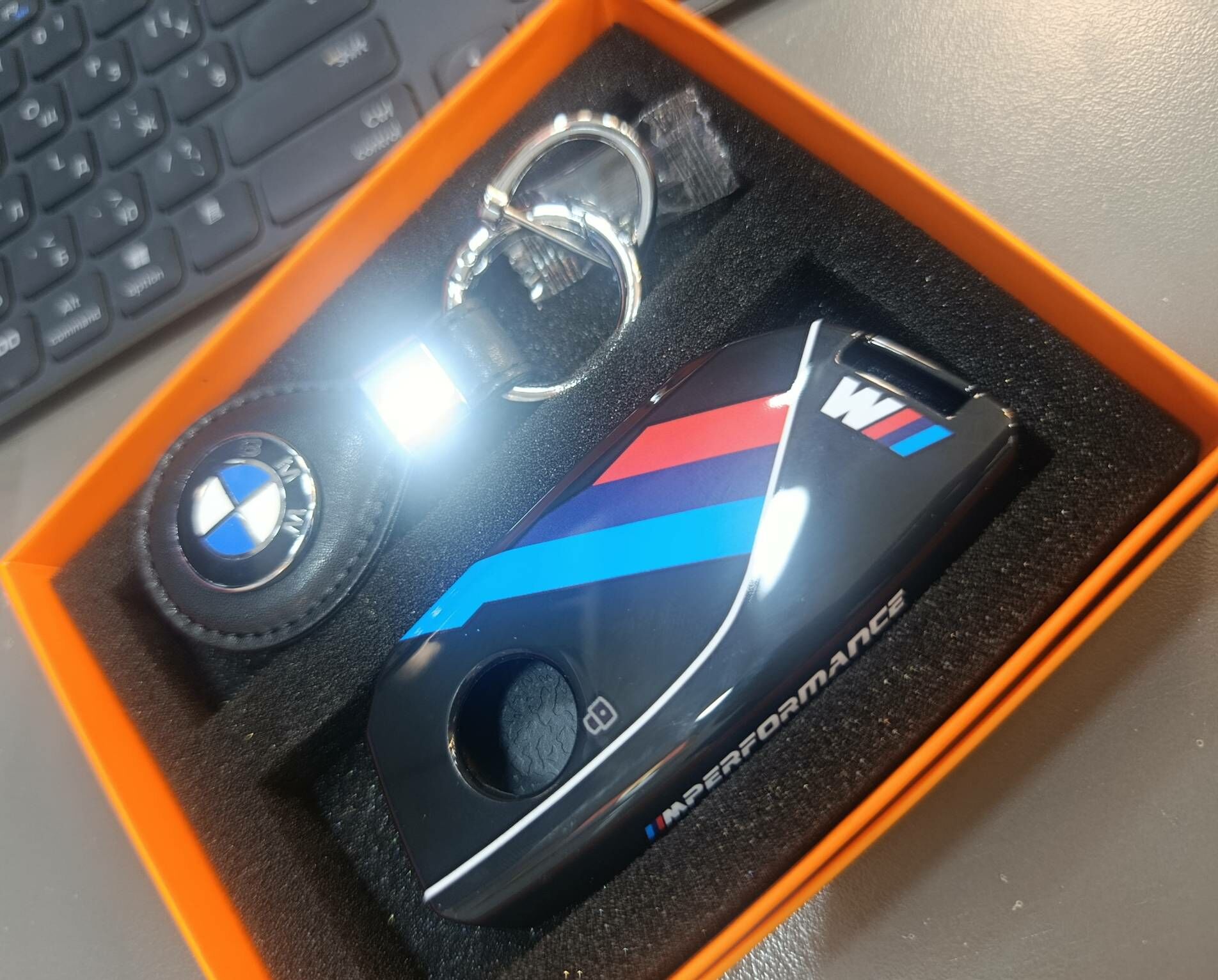 BMW чехлы от корпусов 199 TMT - 6 мкр - img 1