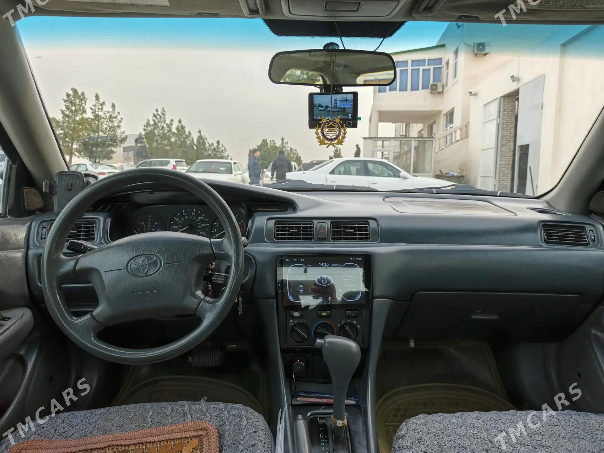 Toyota Camry 2000 - 170 000 TMT - Туркменабат - img 1