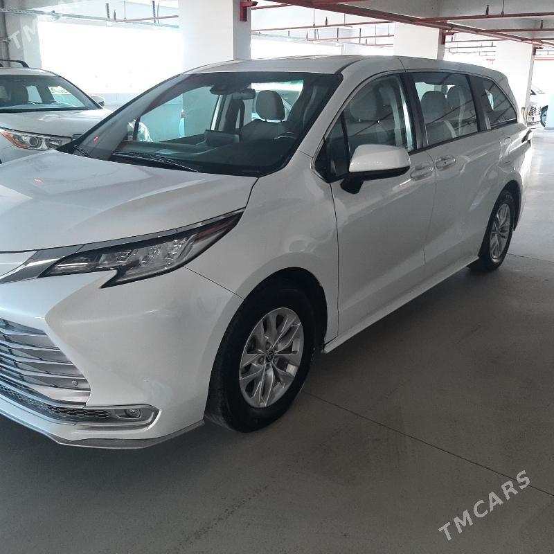 Toyota Sienna 2021 - 460 000 TMT - Ашхабад - img 1