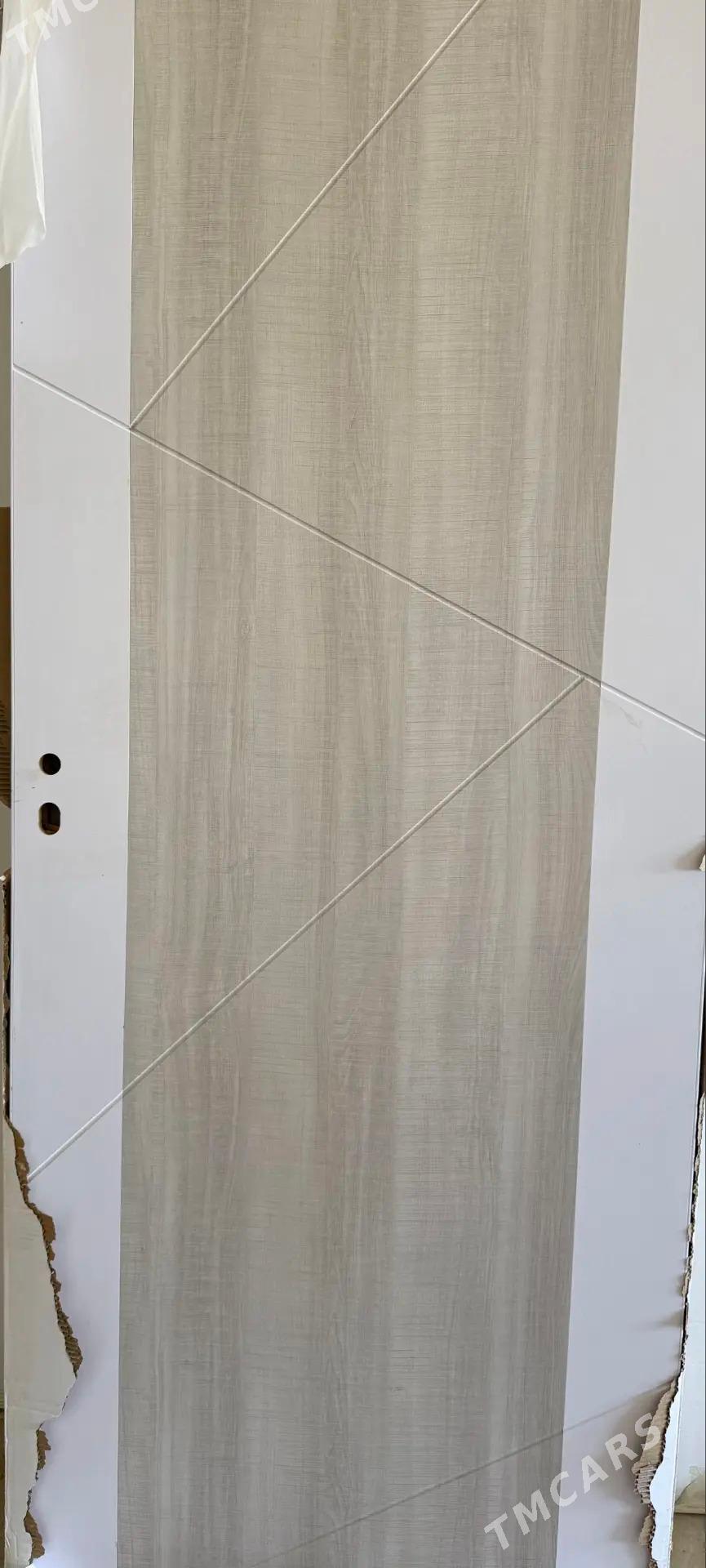 icki gapylar - Балканабат - img 1