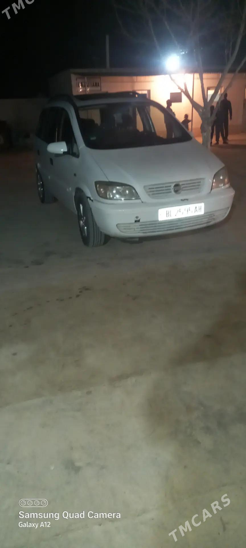 Opel Zafira 2002 - 98 000 TMT - Бахарден - img 1