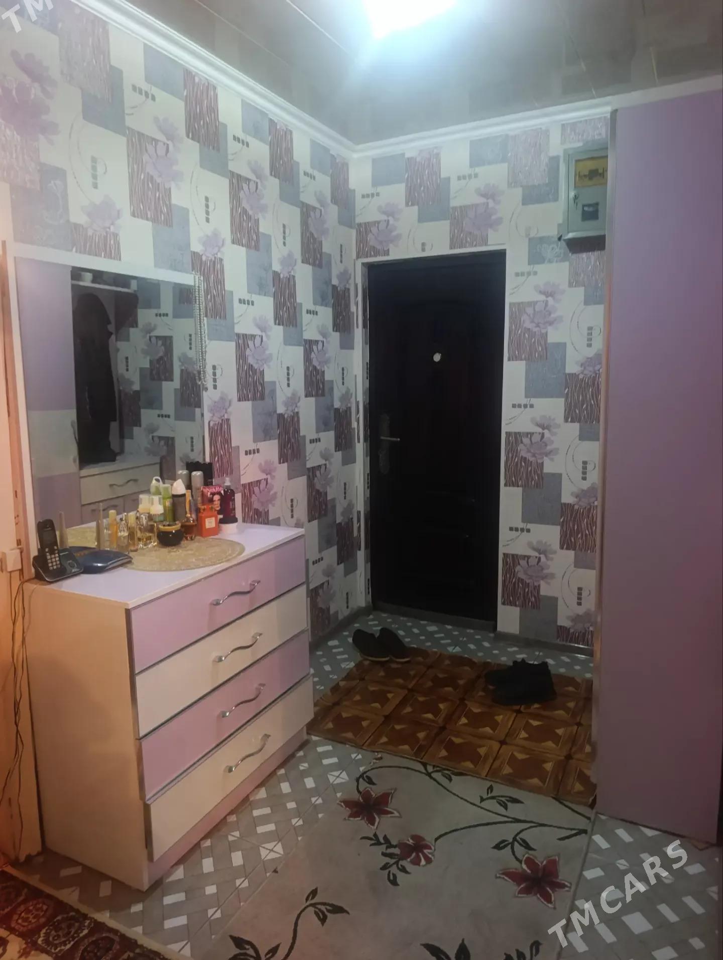 40let koneçny 2etaj 2komn eksp - Mary - img 1