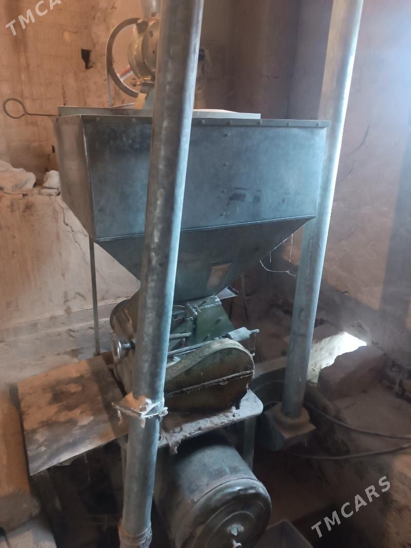 ун дегирмен - Халач - img 1