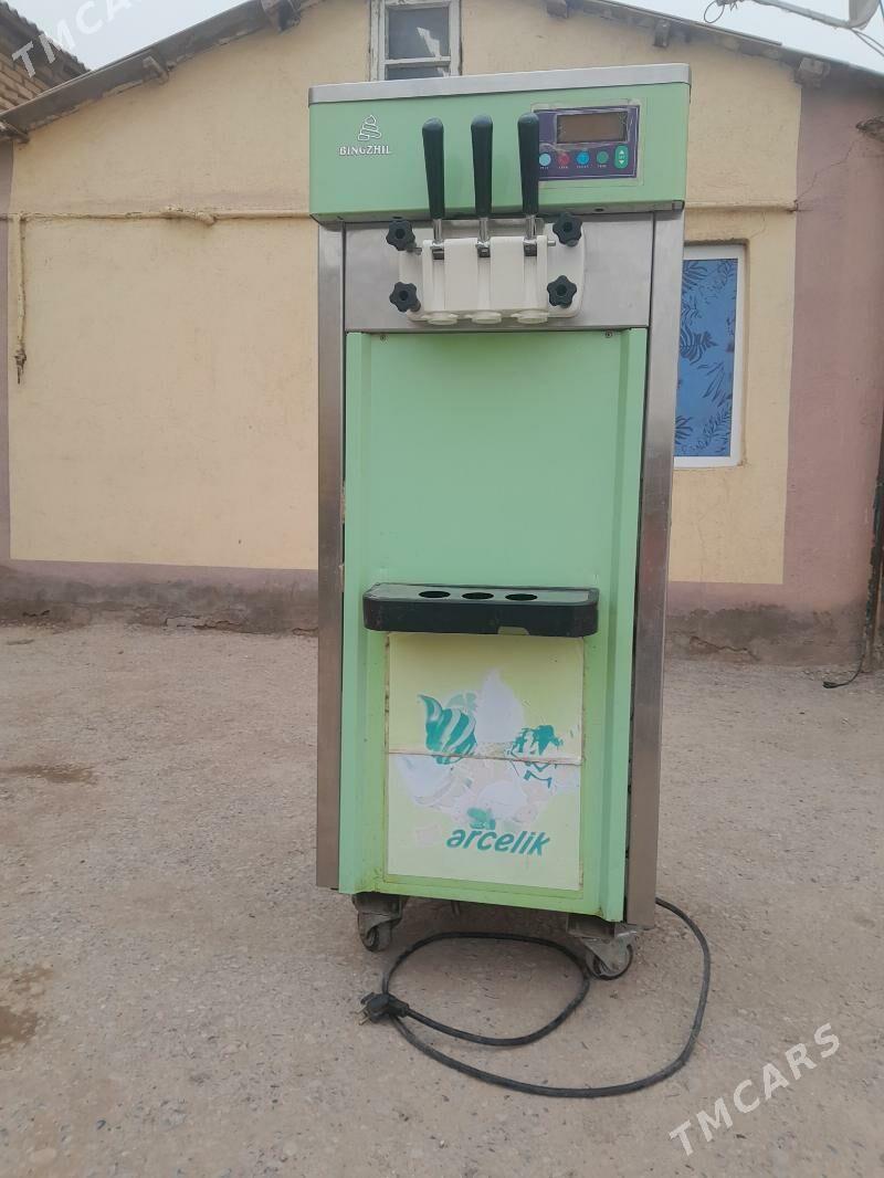 Marožna aparat - Теджен - img 1