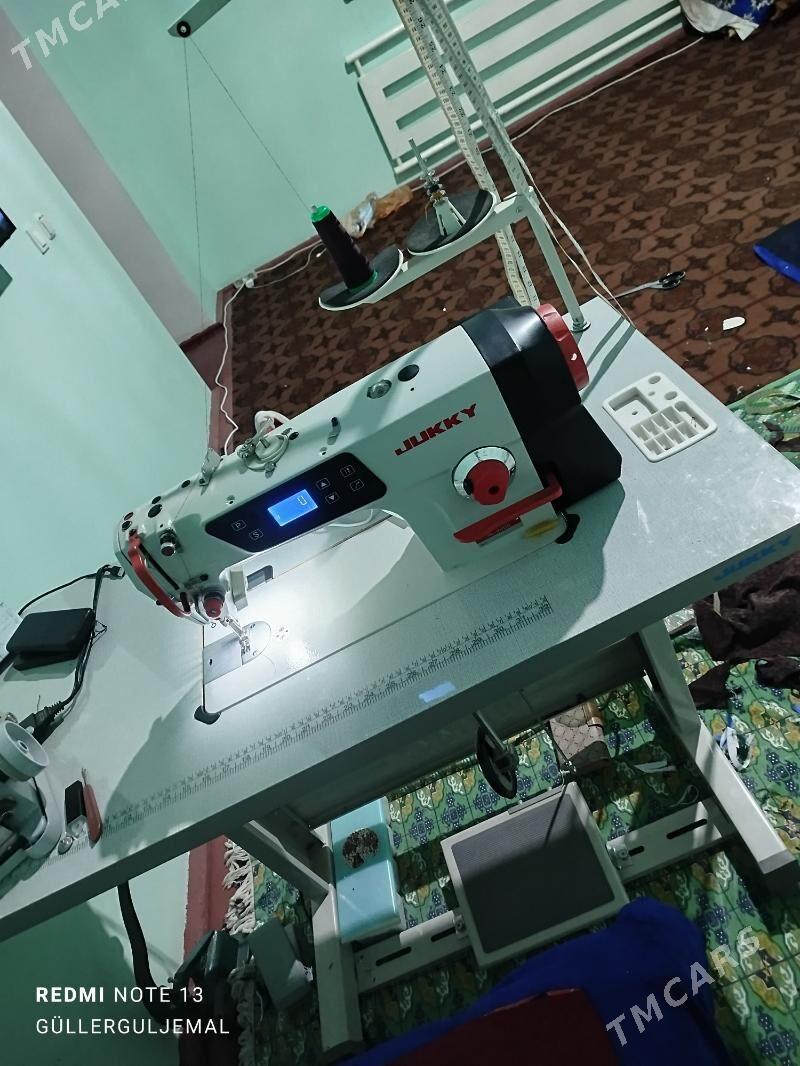 jukki tikin maşyn - Кёнеургенч - img 1