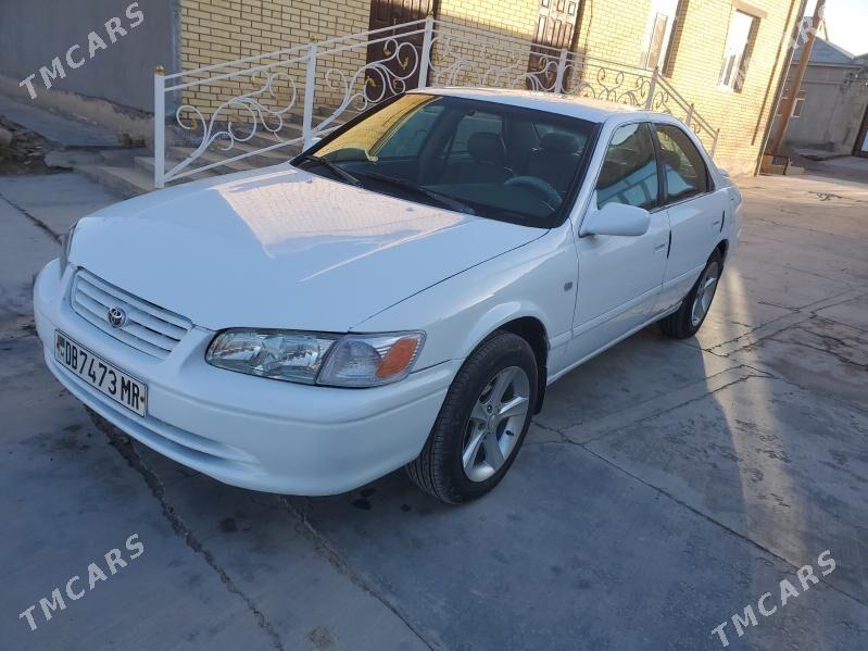 Toyota Camry 2000 - 140 000 TMT - Байрамали - img 1